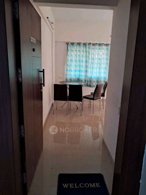 Single Room for Female In 2 BHK  In Ikon Four Avenues In Loni Kalbhor