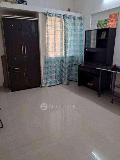 Single Room for Female In 2 BHK  In Ikon Four Avenues In Loni Kalbhor