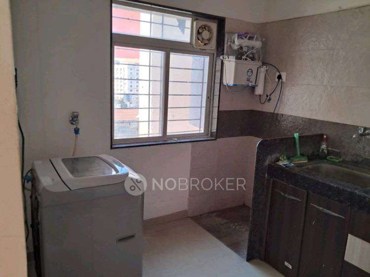 Single Room for Female In 2 BHK  In Ikon Four Avenues In Loni Kalbhor