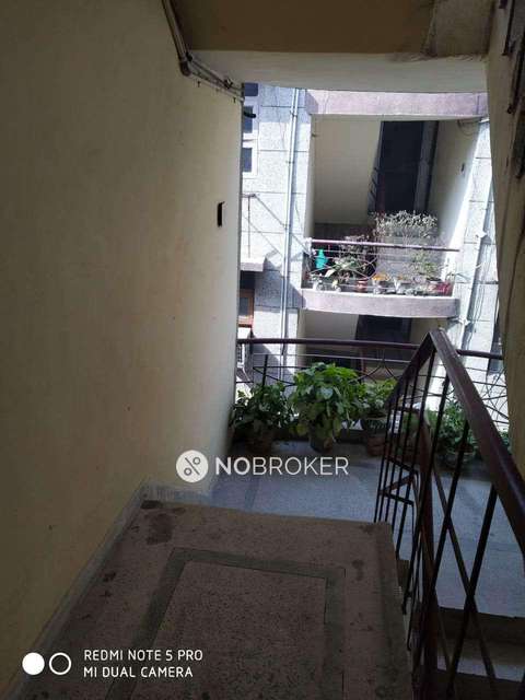 1 BHK Flat For Sale  In Indirapuram