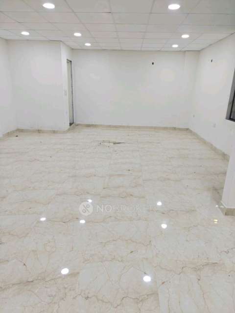 Office Space in Rajhans Plaza, Ghaziabad for sale 