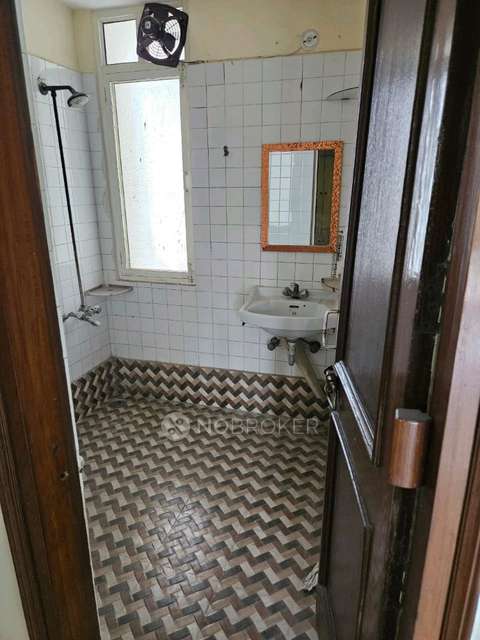 3 BHK Flat In Swati Appartments For Sale  In Rz-2661, Gali Number 18, Block-rz, Tughlaqabad Fort, Tughlakabad, New Delhi, Delhi 110019, India