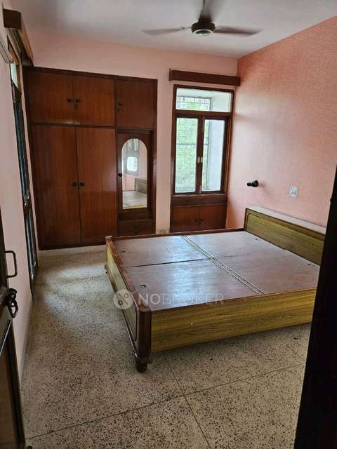 3 BHK Flat In Swati Appartments For Sale  In Rz-2661, Gali Number 18, Block-rz, Tughlaqabad Fort, Tughlakabad, New Delhi, Delhi 110019, India