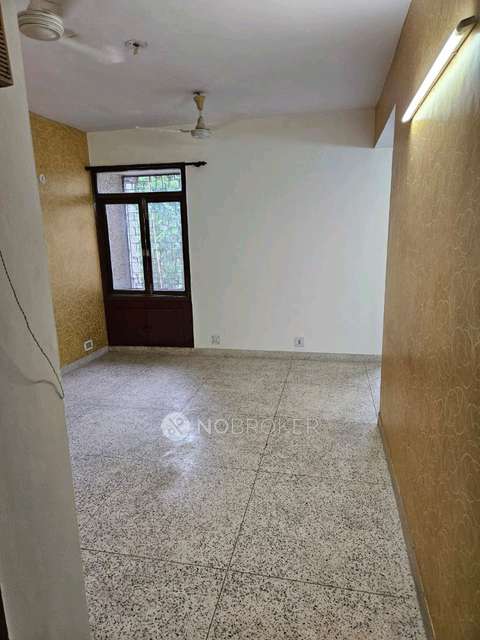 3 BHK Flat In Swati Appartments For Sale  In Rz-2661, Gali Number 18, Block-rz, Tughlaqabad Fort, Tughlakabad, New Delhi, Delhi 110019, India