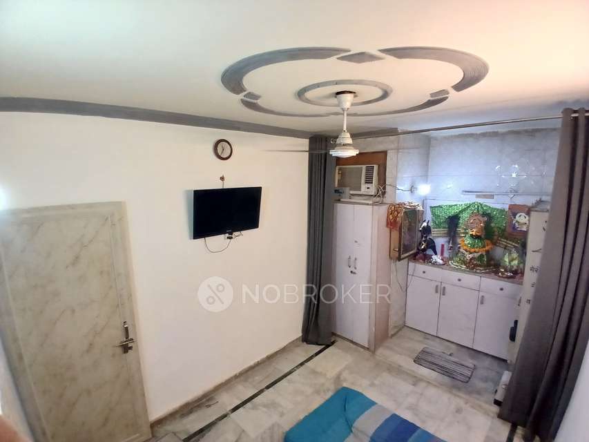 3 BHK Flat In A 44 Harinagar 1st Floor For Sale  In Hari Nagar