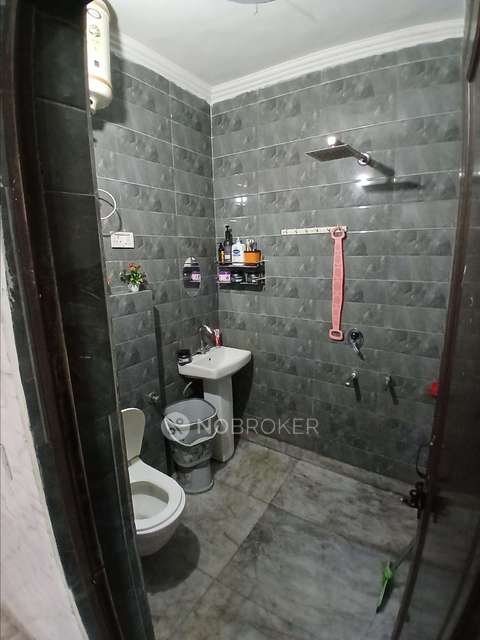 3 BHK Flat In A 44 Harinagar 1st Floor For Sale  In Hari Nagar