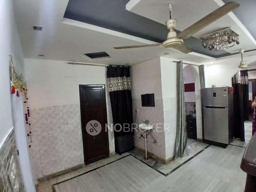 3 BHK Flat In A 44 Harinagar 1st Floor For Sale  In Hari Nagar