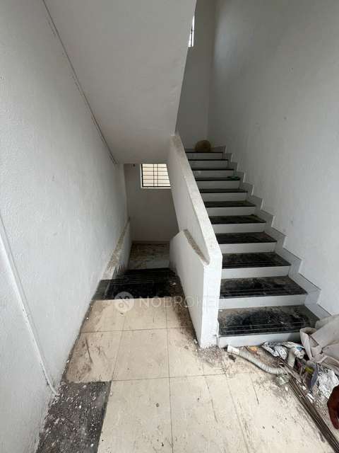 4+ BHK Flat For Sale  In Kharadi