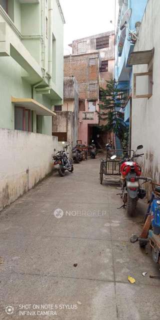 2 BHK House For Sale In Choolaimedu