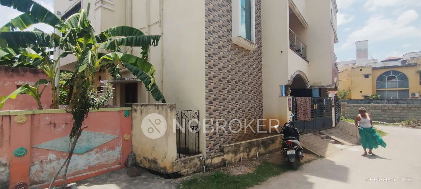 4+ BHK House For Sale  In Mudichur