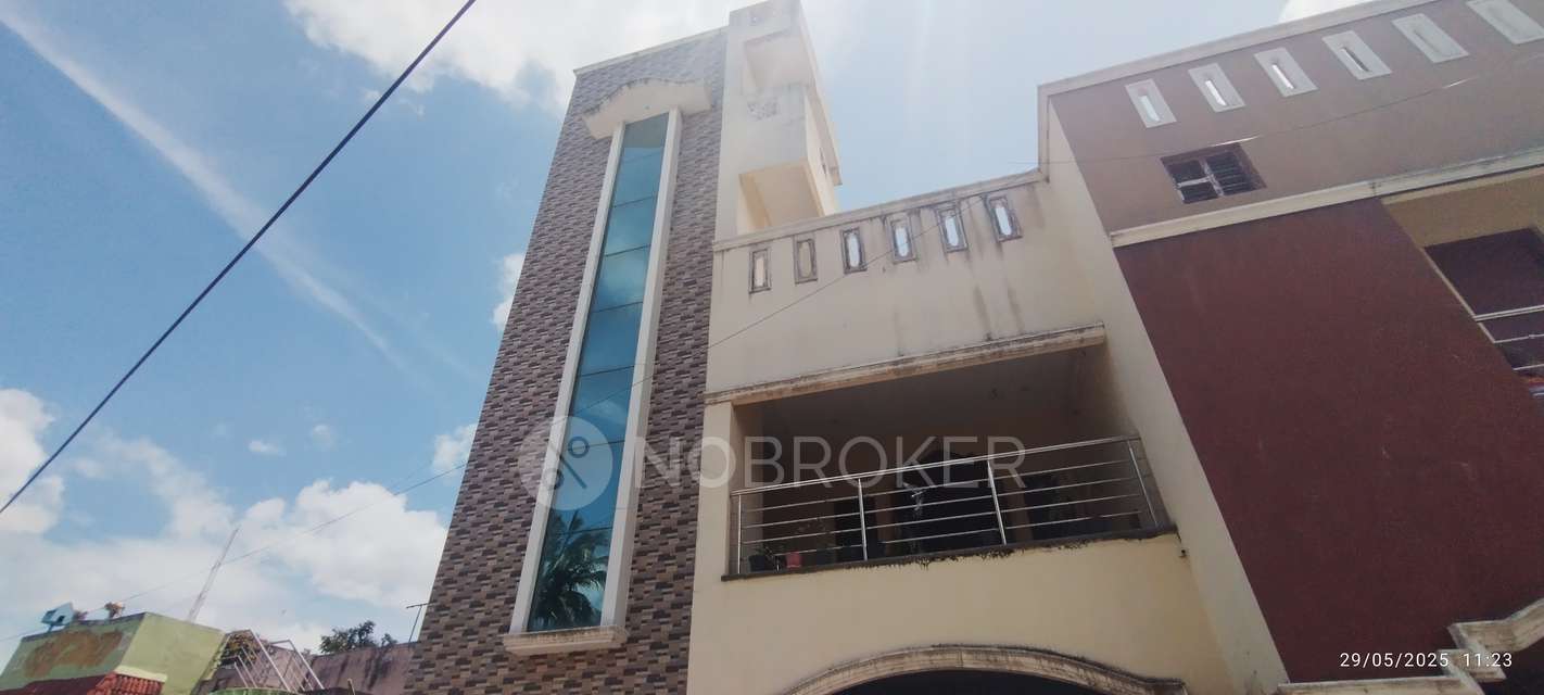 4+ BHK House For Sale  In Mudichur