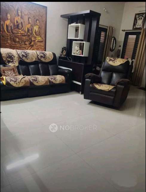 3 BHK Flat for Rent  In 106, Aaimata Temple Rd