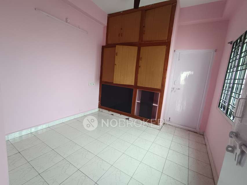 2 BHK Flat In Pattapu Enclave,mehdipatnam For Sale  In Masab Tank