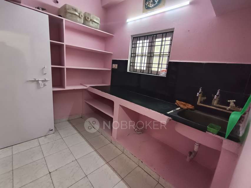 2 BHK Flat In Pattapu Enclave,mehdipatnam For Sale  In Masab Tank