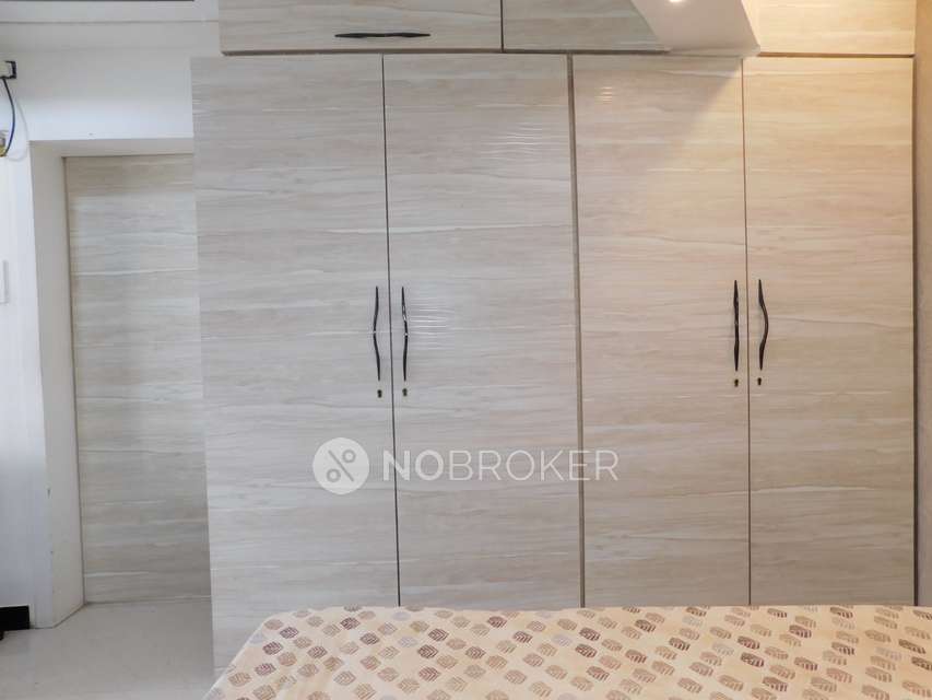 1 BHK Flat In Shastri Hall For Sale  In Grant Road