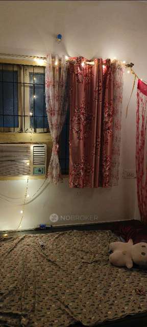 Single Room for Female In 3 BHK  In Premier Homes In T Nagar 