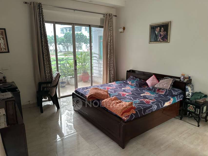 4 BHK Flat In Parsvnath Exotica, Sector 53, Gurugram, Haryana 122022, India For Sale  In Sector 53