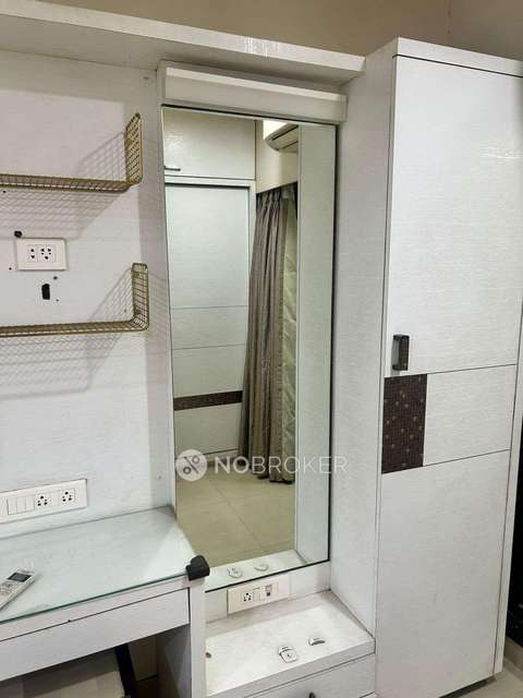 3 BHK Flat In Universal Garden, Jogeshwari West For Sale  In Jogeshwari West