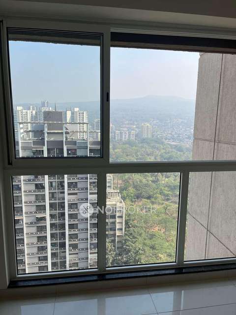 2 BHK Flat In Godrej Tranquil For Sale  In Kandivali East