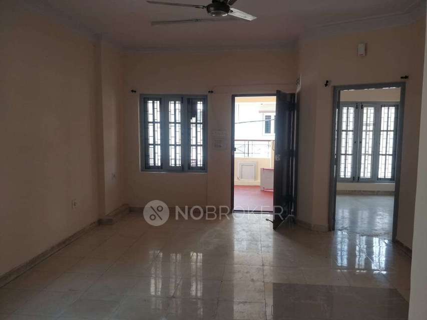 2 BHK Flat In Near Ganesh Temple for Rent  In Babusapalya
