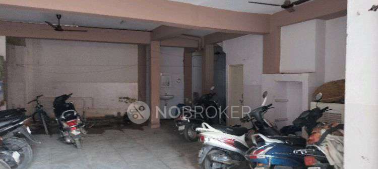 3 BHK Flat In Tower Buliding Afsar Khan Colony For Sale  In Tower Building
