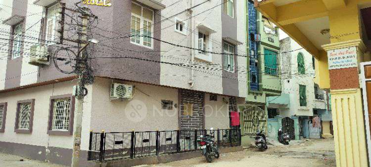 3 BHK Flat In Tower Buliding Afsar Khan Colony For Sale  In Tower Building