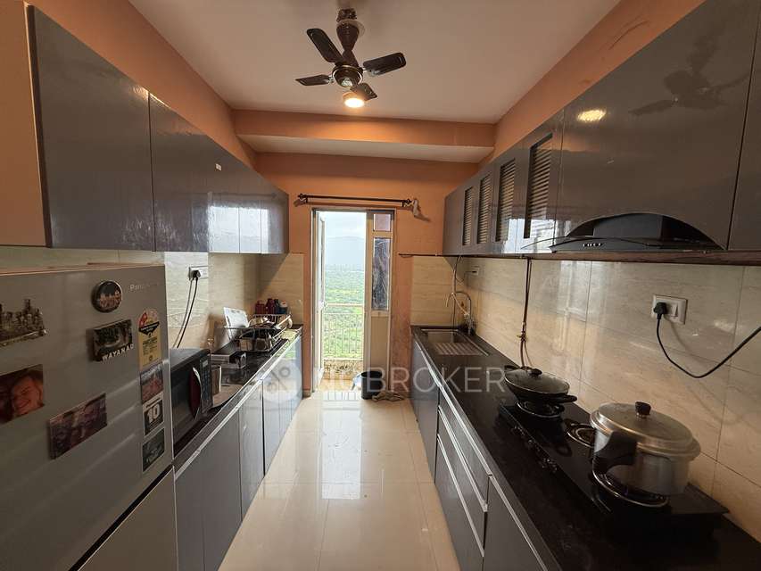 2 BHK Flat In Indiabulls Greens  For Sale  In Panvel