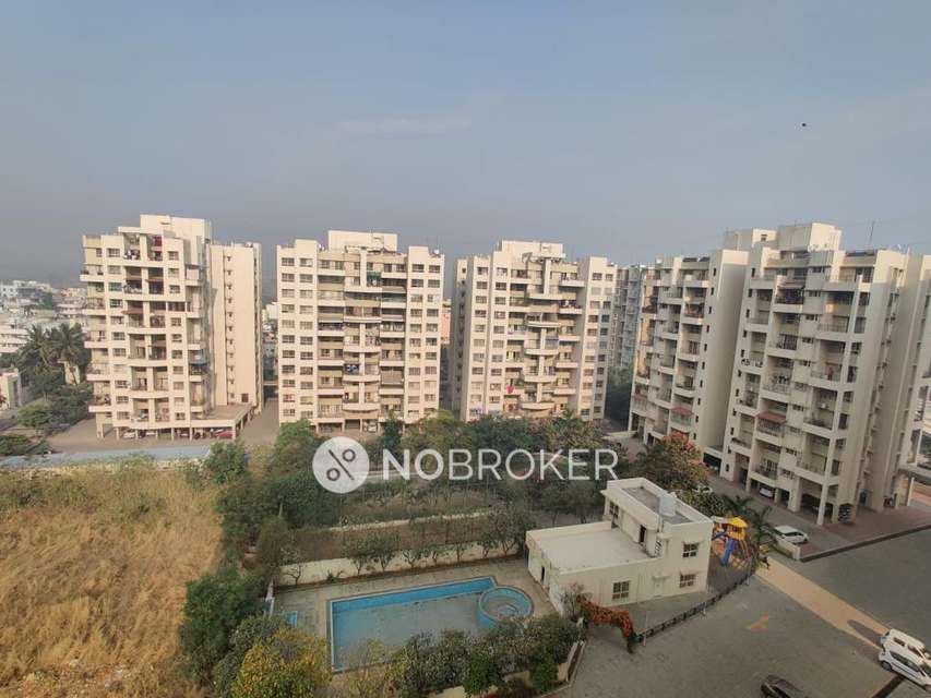 2 BHK Flat In Expat Genesis For Sale  In Charholi Budruk