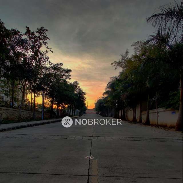 2 BHK Flat In Expat Genesis For Sale  In Charholi Budruk