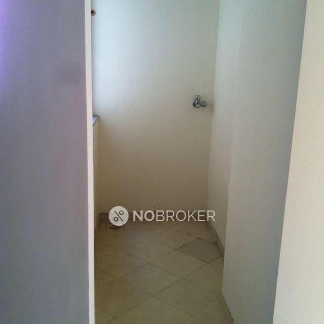 2 BHK Flat In Expat Genesis For Sale  In Charholi Budruk