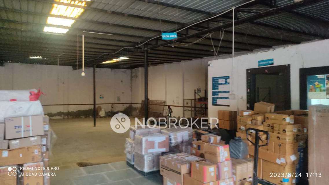 Godown/Warehouse in Dwarka, Delhi for sale