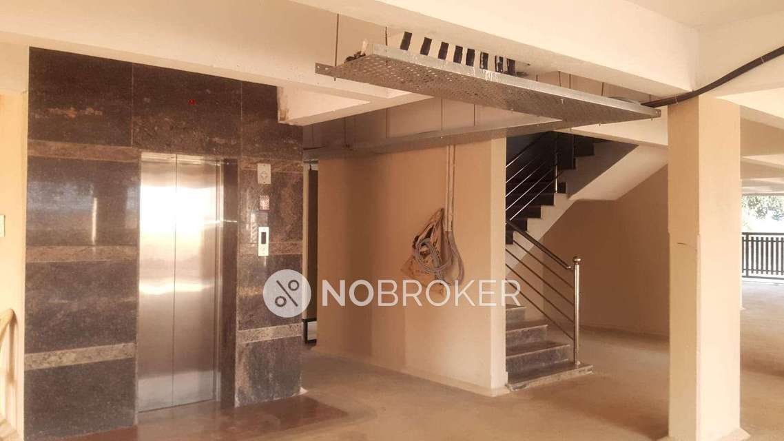 4+ BHK Flat In Standalone Building  For Sale  In Vidyaranyapura