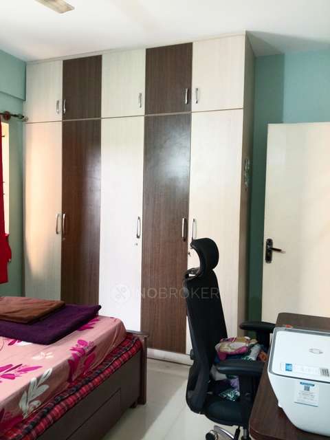 3 BHK Flat In Mc Sarovar For Sale  In K R Puram