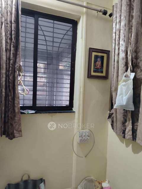 Shared Room for Female In 1 RK  In Vishnu Sri Apartment In Warje Jakat Naka