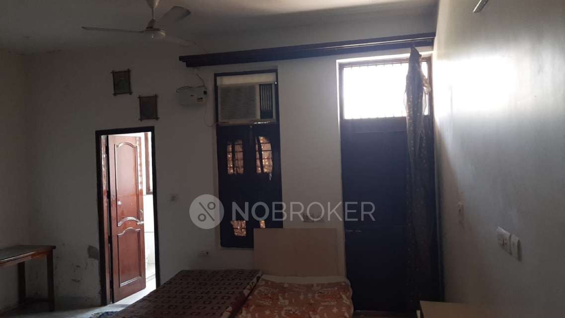 PG for Girls in Sector 31