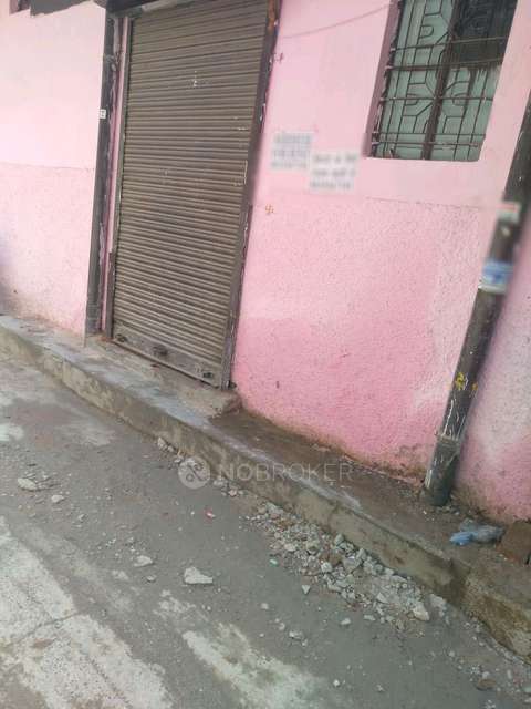 Godown/Warehouse in Janakpuri, Delhi for Rent 