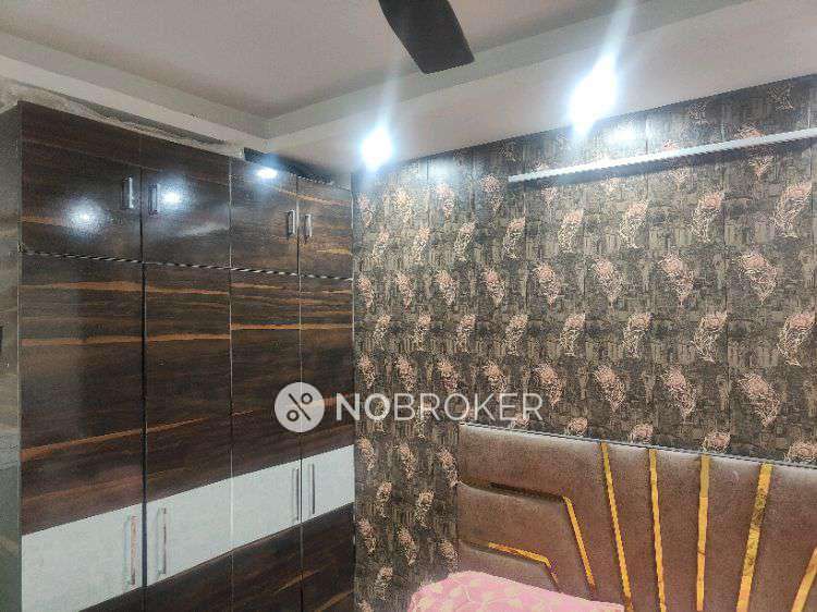 3 BHK Flat In Rwa Deenpur Extension For Sale  In Najafgarh