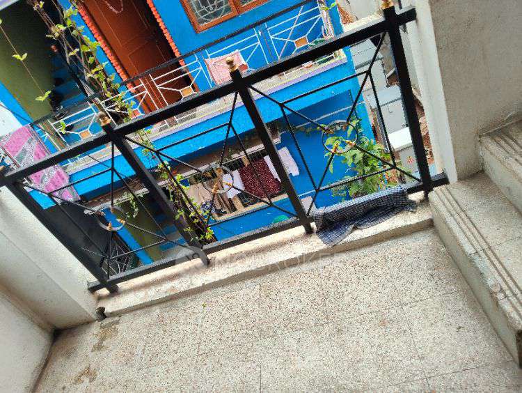 Single Room for Male In 2 BHK  In Halasuru