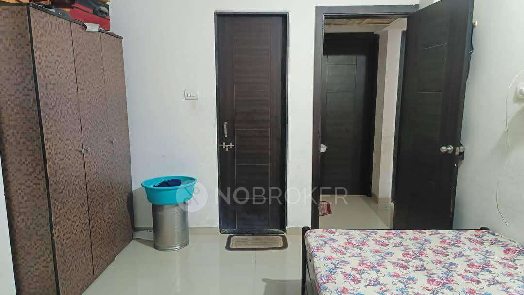 Single Room for Male In 2 BHK  In Nexus Glorious In Sus