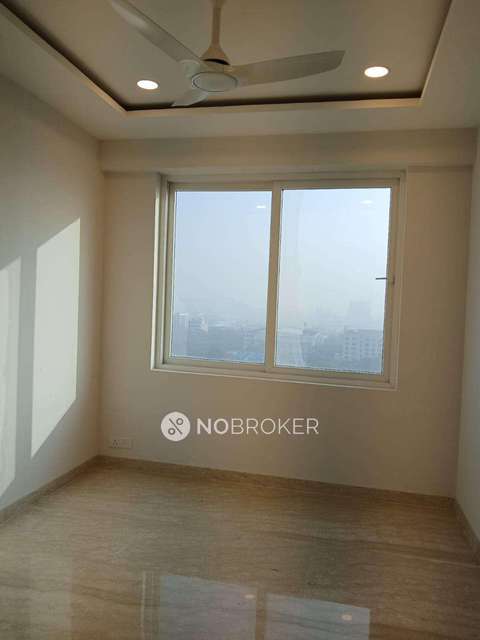 2 BHK Flat In Ambience Creacions For Sale  In Sector 22 A