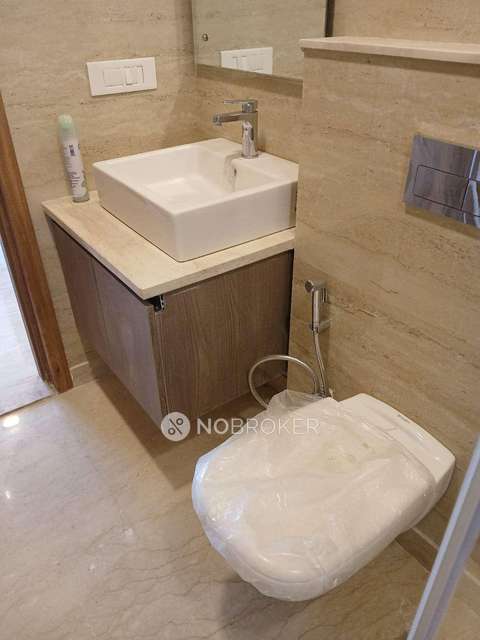 2 BHK Flat In Ambience Creacions For Sale  In Sector 22 A