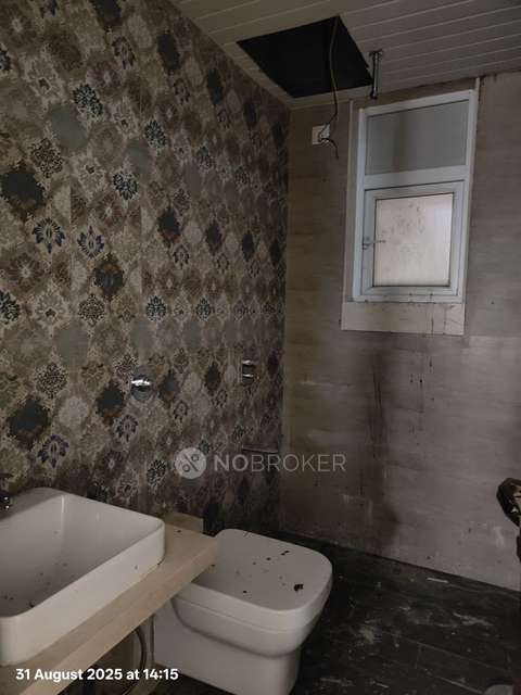 2 BHK Flat In Prima Upper East 97 For Sale  In Malad East