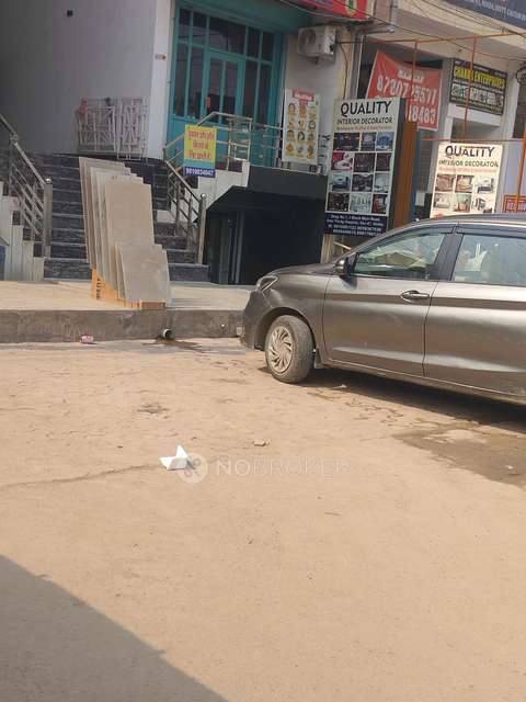 Shop in Sector 41, Noida for Rent 