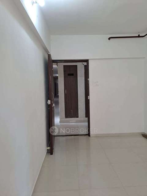 1 BHK Flat In Ekta Co Operative Housing  Society For Sale  In Malad East