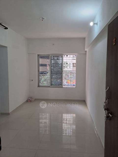 1 BHK Flat In Ekta Co Operative Housing  Society For Sale  In Malad East