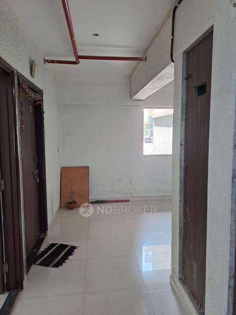 1 BHK Flat In Ekta Co Operative Housing  Society For Sale  In Malad East