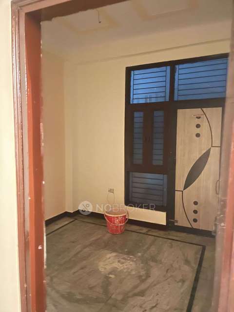 2 BHK Flat In Apartment For Sale  In Govindpuram