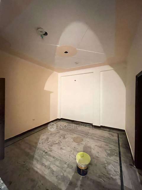 2 BHK Flat In Apartment For Sale  In Govindpuram