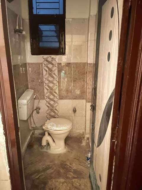 2 BHK Flat In Apartment For Sale  In Govindpuram