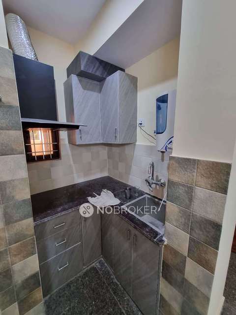 4+ BHK Flat For Sale  In Palam Vihar